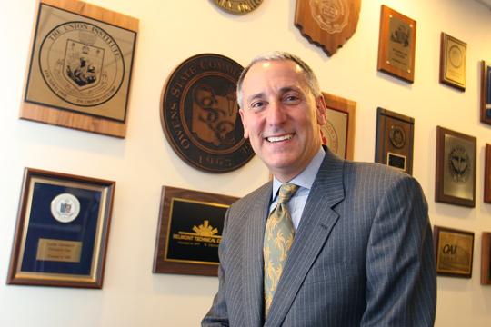 Chancellor Fingerhut separated OSC and OARnet in 2008. Chancellor Fingerhut separated OSC and OARnet in 2008.