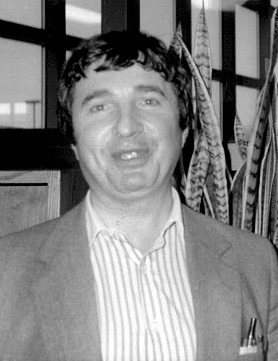 Jan Labanowski teamed with Charlie Bender to author five book chapters. Jan Labanowski teamed with Charlie Bender to author five book chapters.