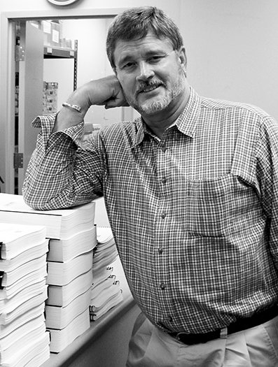 OSC's Dick Pritchard delivers DoD proposal copies to the UPS office. OSC's Dick Pritchard delivers DoD proposal copies to the UPS office.